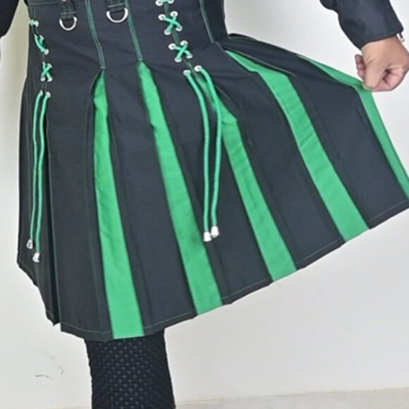 Fashion Utility Black Hybrid Kilt  Green Pleats and Lacing Highlander Kilt NEW - Picture 3 of 9